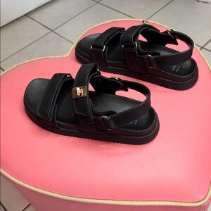 Women’s Jonie Footbed Sandals New Day Black with Gold Accents Sz 8